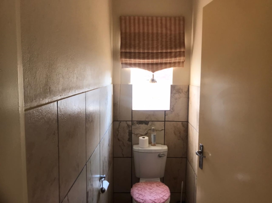 3 Bedroom Property for Sale in Waterval East North West